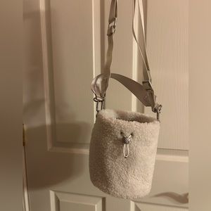 Lululemon Bucket Bag